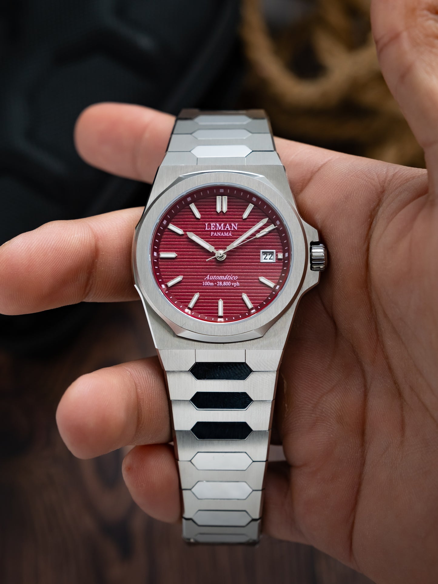 Crimson Red — Americas Collection